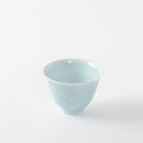 青白磁唐草汲出