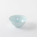 青白磁円淵唐草小鉢