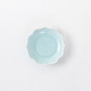 青白磁四方輪花唐草4寸皿