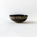 外黒十草四角bowl